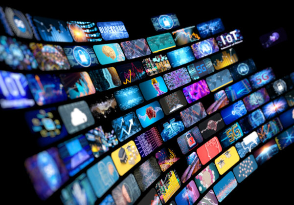 Augmented Reality (AR) in Digital News: A New Way to Engage Audiences